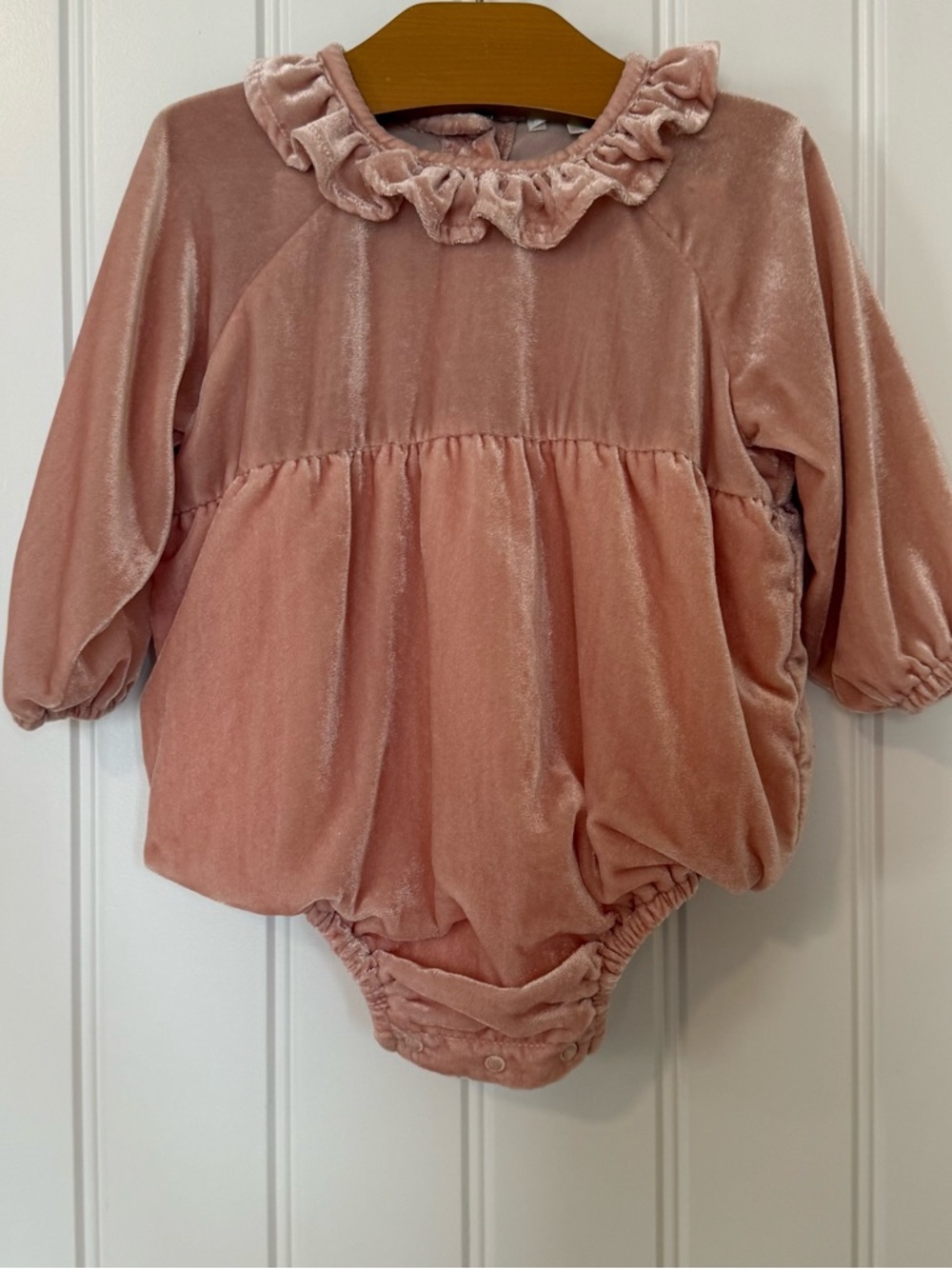 Noralee Adeline Velvet Bubble Romper Rose Pink Size 12M Baby Girl Ruffle Collar